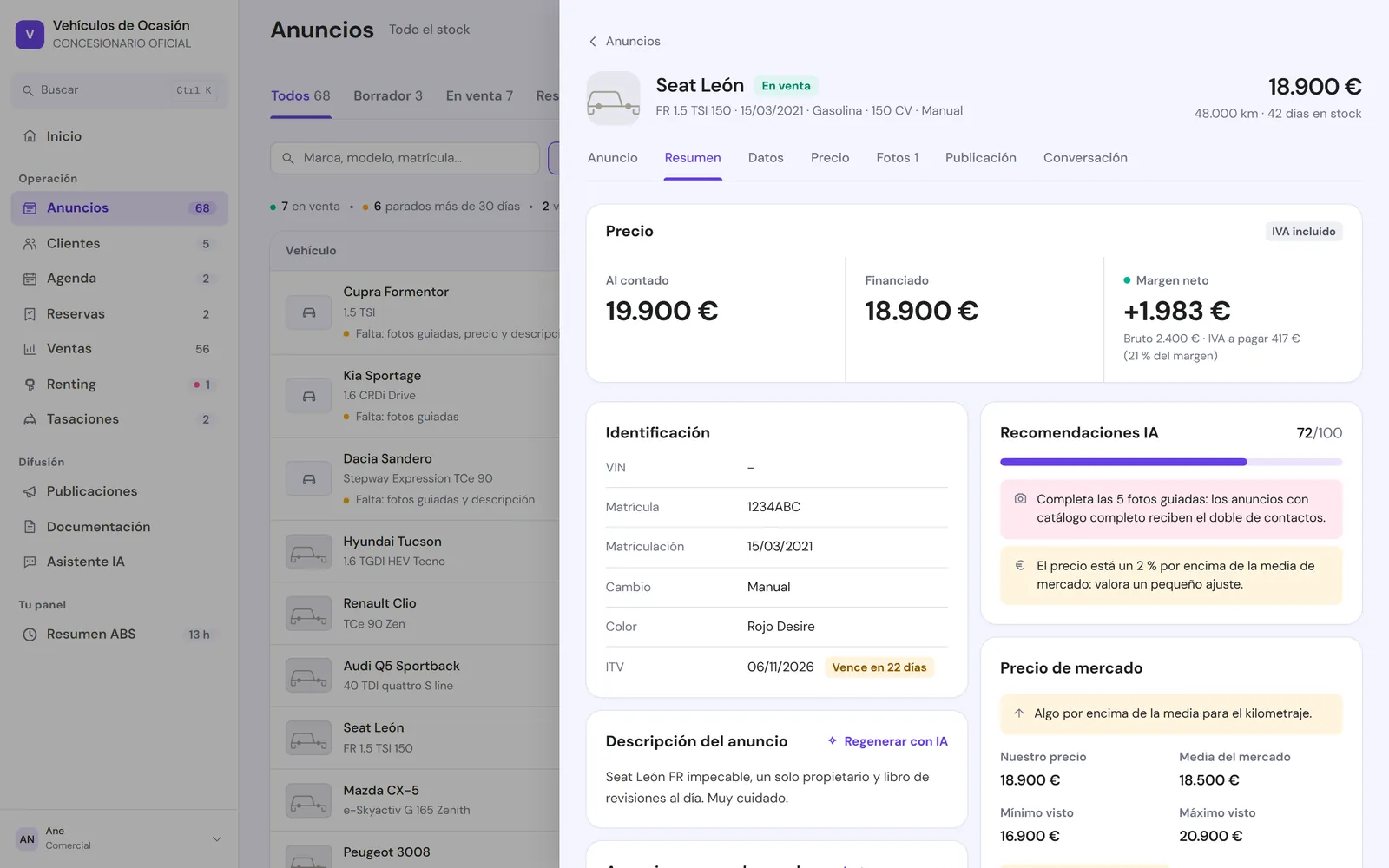 Resumen de un coche del panel demo: precio al contado y financiado, margen, identificación con aviso de ITV, recomendaciones de la IA y precio de mercado